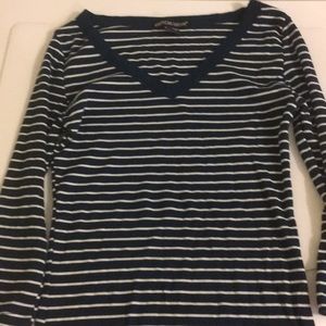 Blue and white striped long sleeve tee